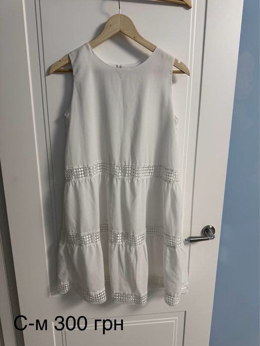 Сукні жіночі розмір с-м