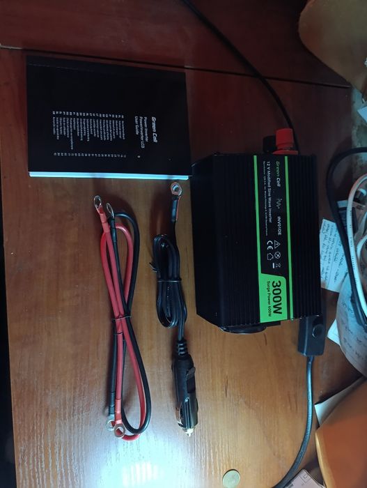 Przetwornica12V 230V 300W 600W Samochodowa Napięcia Inwerter Sinus US