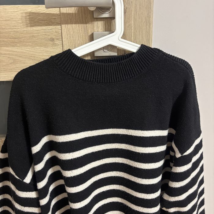 Sweter w paski ZARA