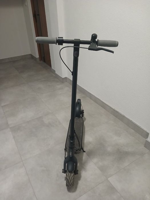 Sprzedam hulajnogę elektryczną Ninebiot KickScooter F20D