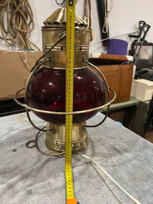 Candieiro de luz vermelha