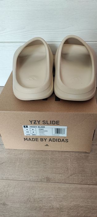 Yeezy Slides Bone rozmiar 43