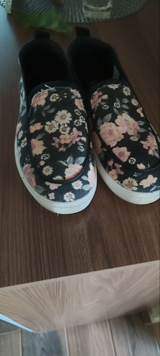 Buty, tenisówki kwiaty lato wiosna