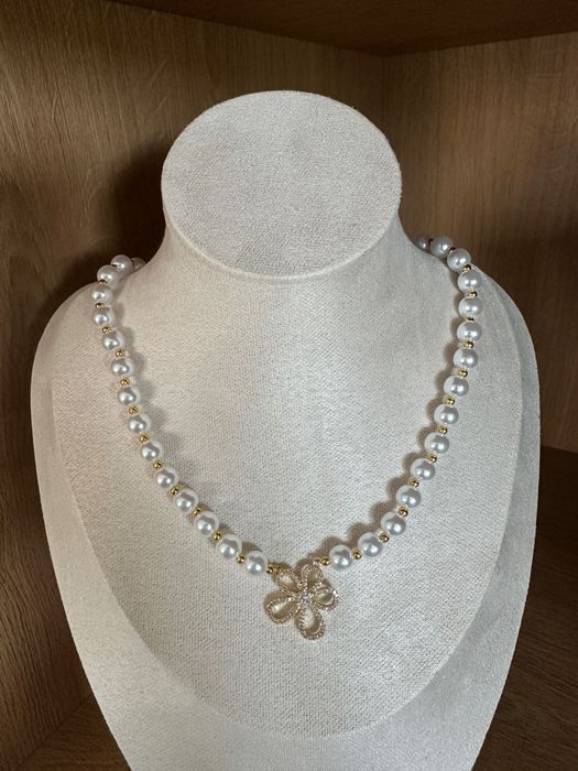 Colar Pérolas Flor Dourada