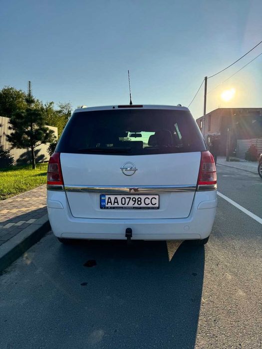 Продам Opel Zafira