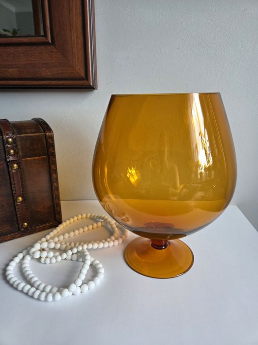 Kielich w kształcie koniakówki duży