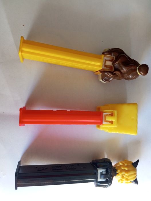 Pez antigos dispensadores