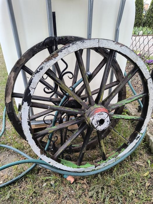 Koło drewniane do ogrodu