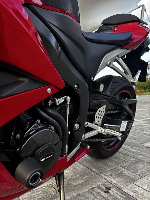 Honda cbr 600rr pc40