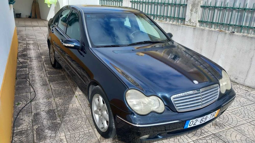 Vendo Mercedes C220 CDI caixa automática