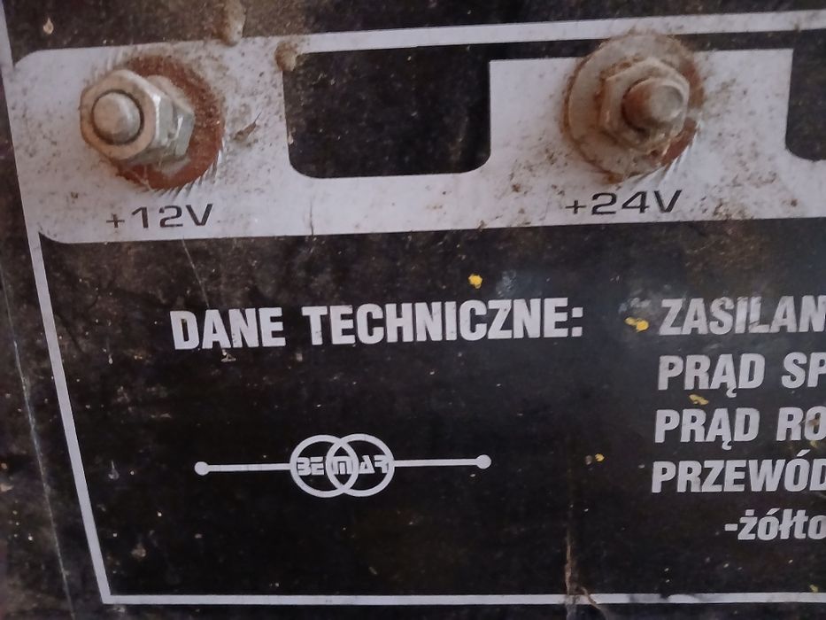 Spawarka elektrodowa  z rozruchem