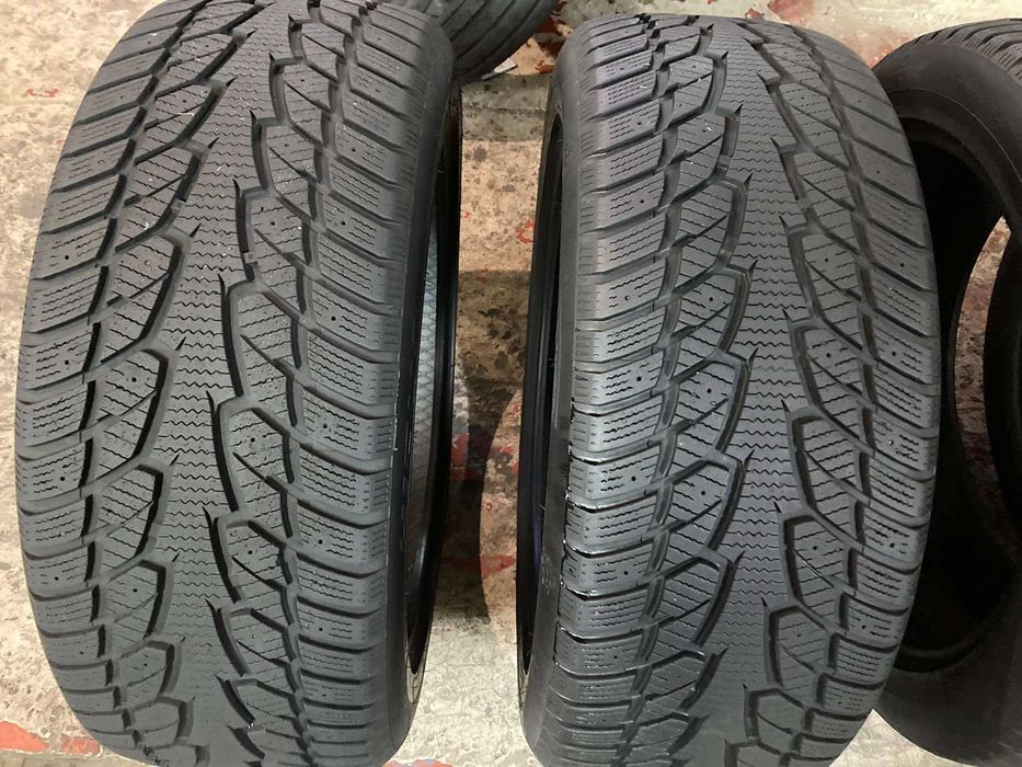 285/45R22 Hifly Win-turi 215 114T XL