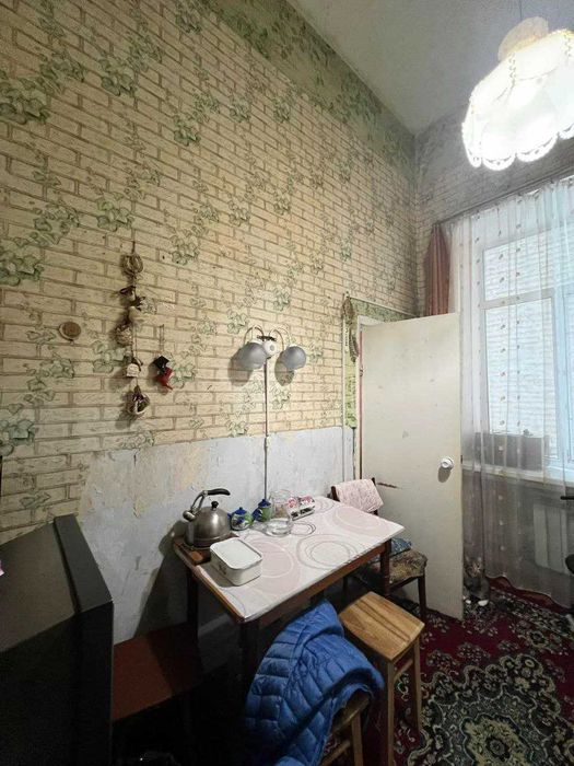 продам коммунальную квартиру, центр, 2 комнаты