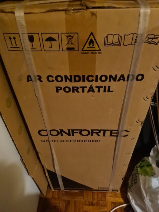 Ar Condicionado Portátil Confortec CFP09CHPB1 White