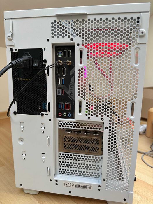 Gaming PC Ryzen 7 7700X + RX 7800 XT 16GB + 32GB DDR5 | NZXT H6 | Wi-Fi