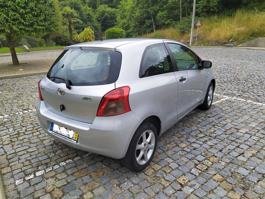 toyota yaris II, 1.4 D4D, Van,