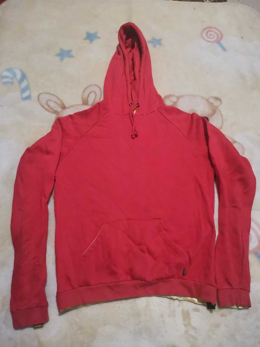 Фуди красное с капишоном кофта размер s.