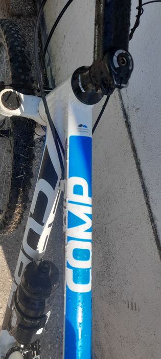Bicicleta cube comp