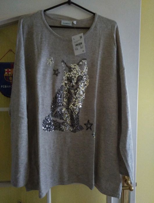 Sweter z nadrukiem