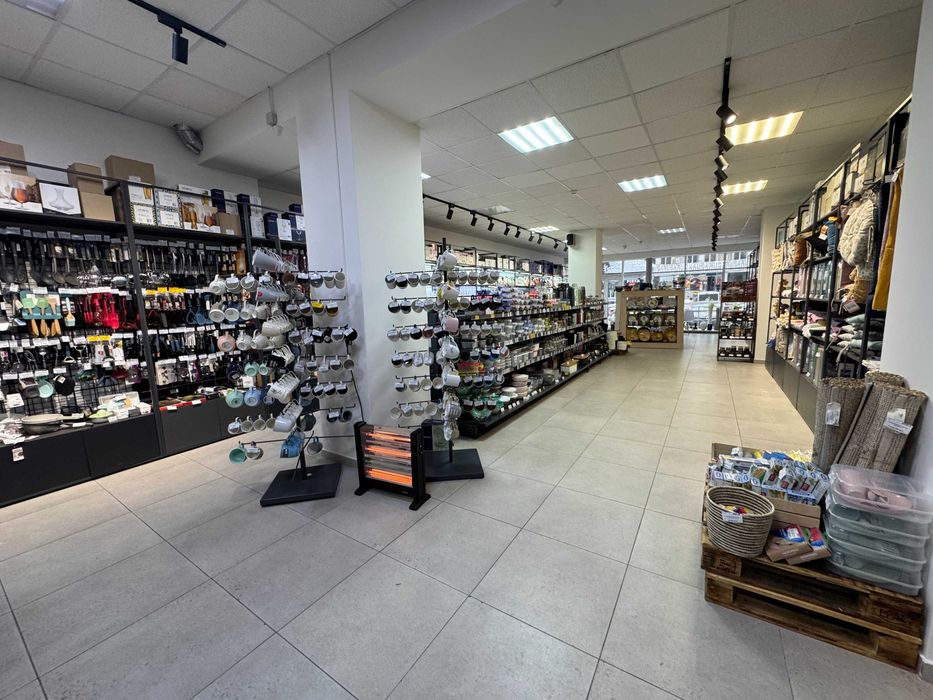 Фасадне приміщення в центрі міста, по вул. Гоголя