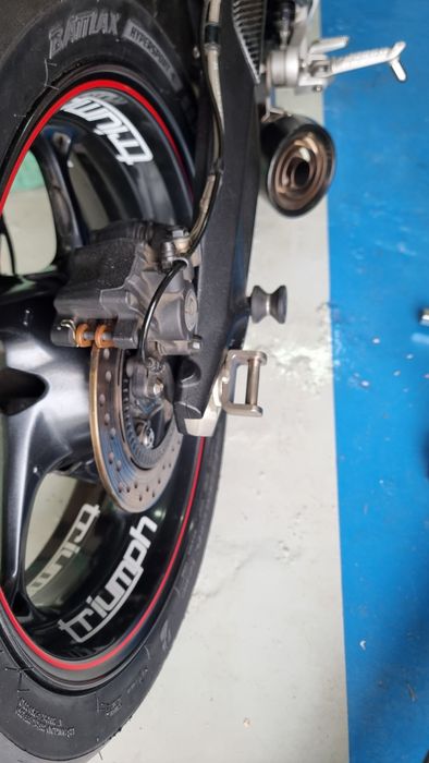 System transportowy motocykla Triumph Street Triple 765