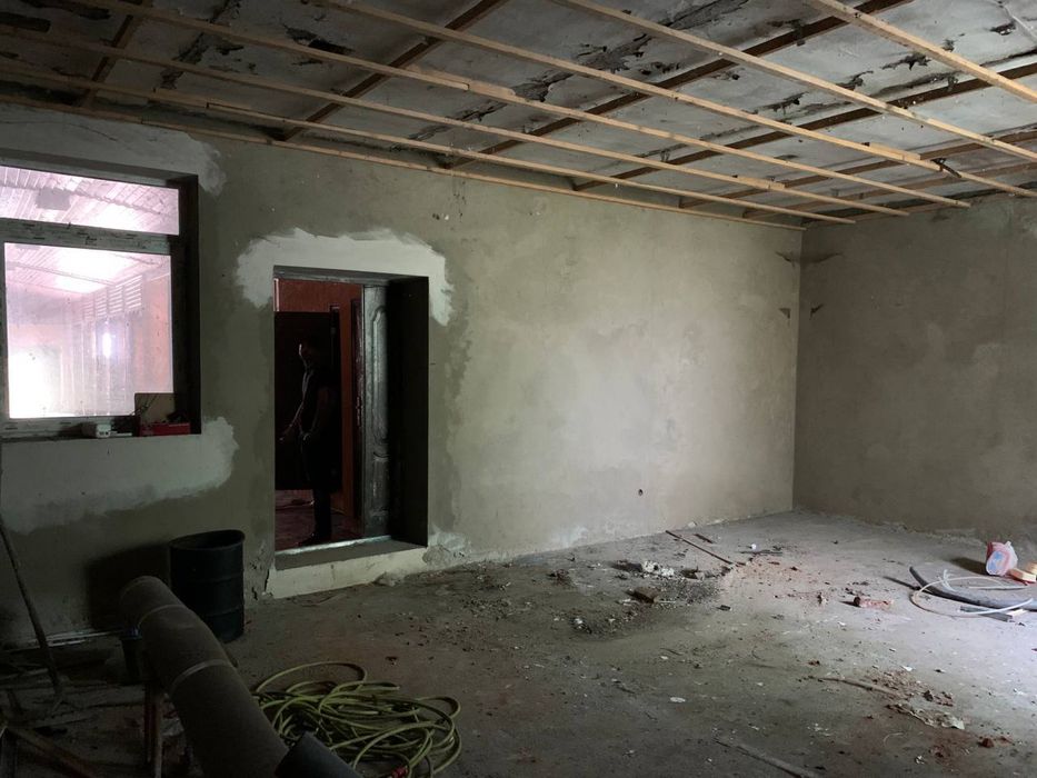 Продам приміщення під бізнес