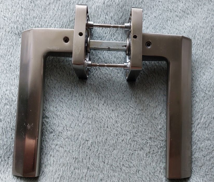 Klamka drzwiowa dwa komplety