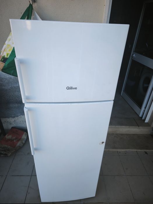 Vendo Frigorífico Qilive (NAO ESTA GELANDO EMBAIXO)