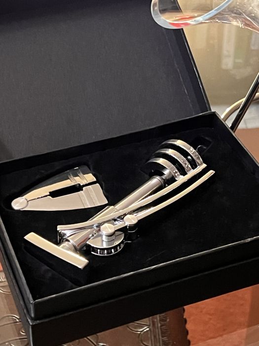 Conjunto Decanter + Saca Rolhas