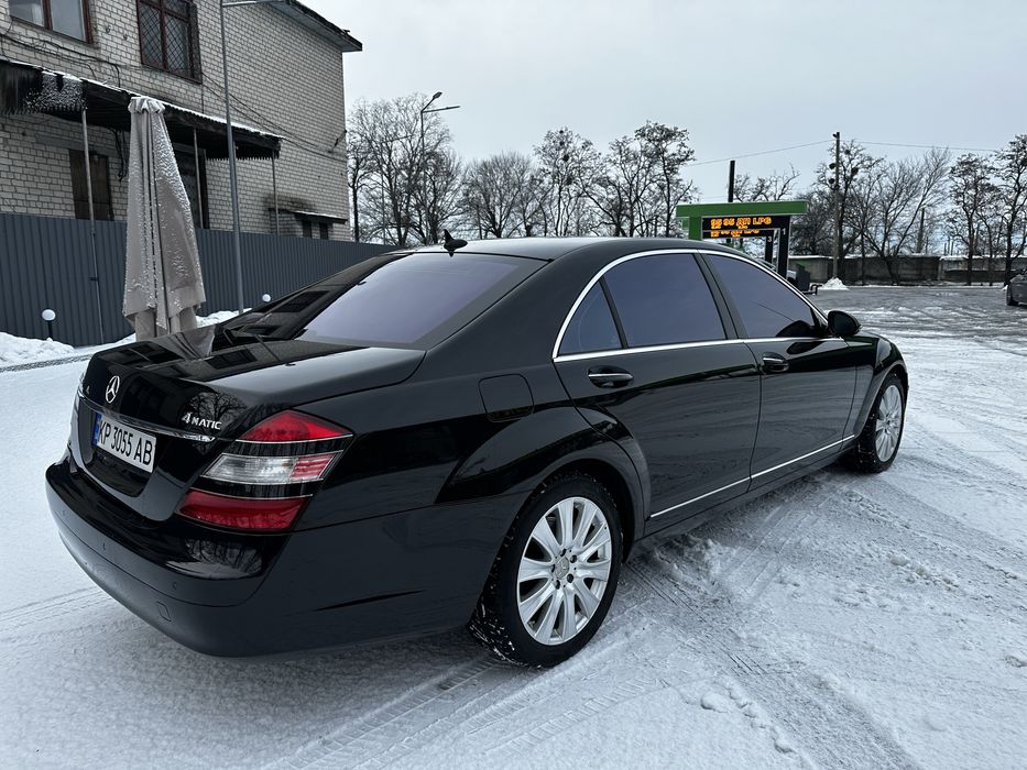 Продам Mercedes s class W221 4 matic в идеальном состоянии