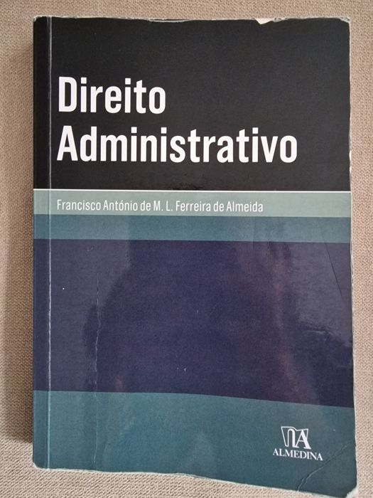 Manuais de Direito