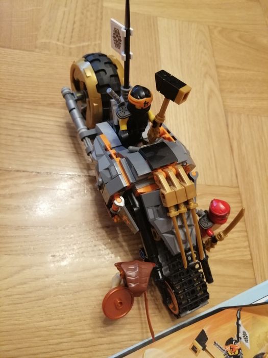 LEGO Ninjago 70672 Motocykl Cole'a