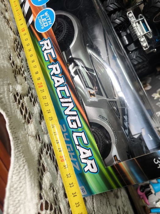 Carro de Corridas Telecomandado