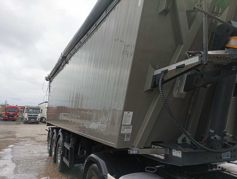 Naczepa wywrotka Inter Cars Feber 45m3