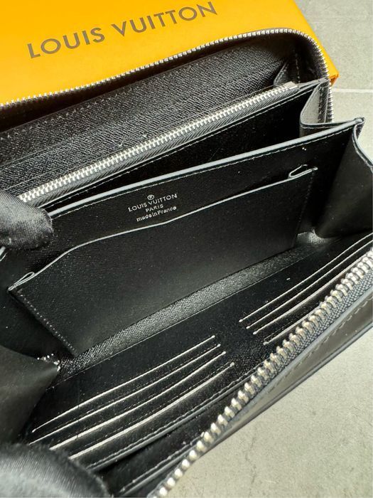 LOUIS VUITTON клатч кошелек мужской черный кожаный