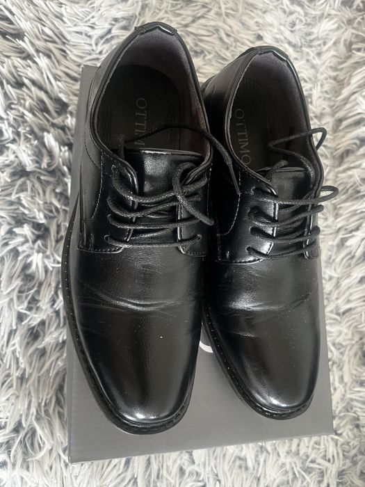 Alba komunijna dla chlopca i buty wizytowe komunijne
