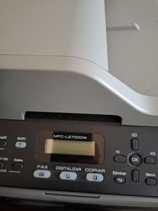 Impressora Brother MFC-L2700DW
