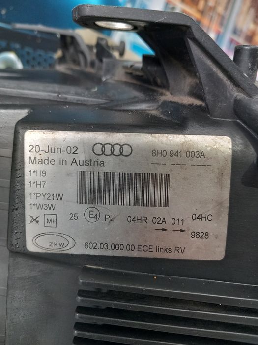 Ótica esquerda AUDI A4