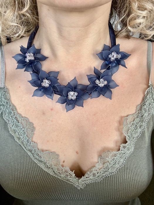 Кольє квіти темно-сині