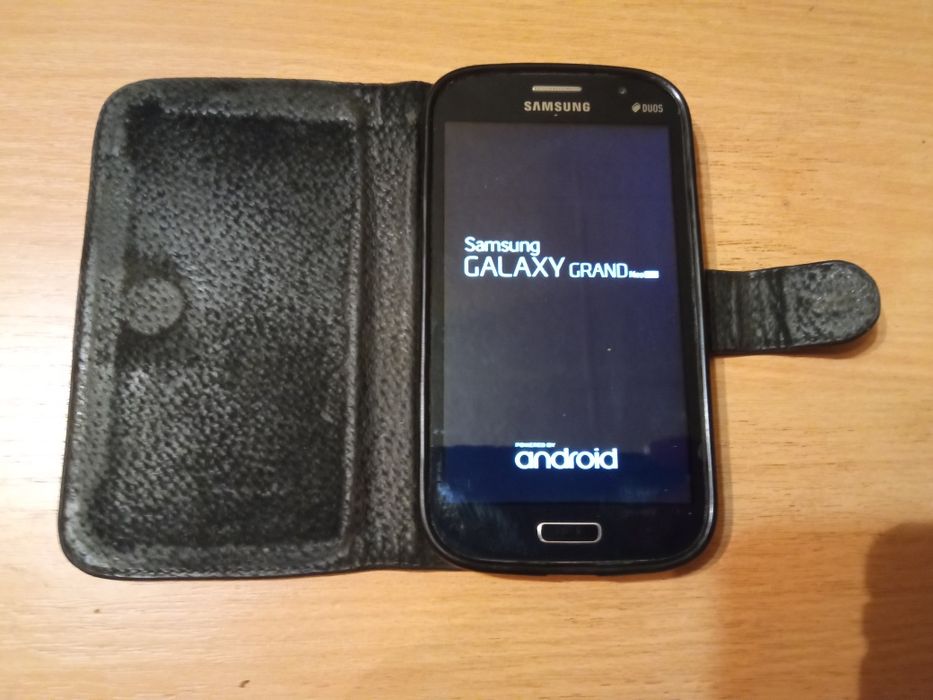 Смартфон "Samsung Galaxy Grand Neo Duos i 9060"(GT-i9060i/DS).