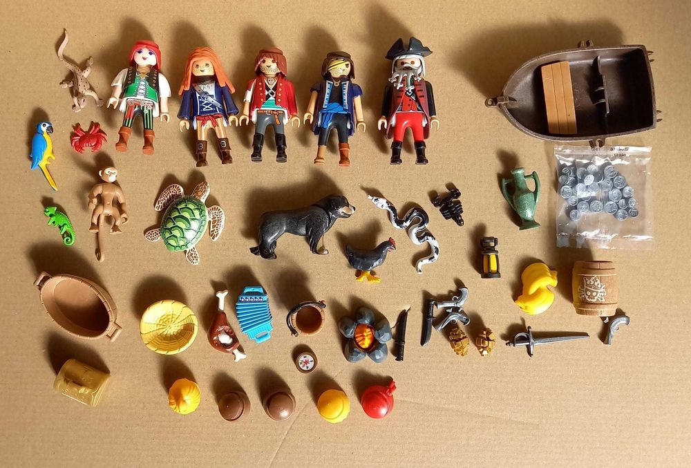 playmobil : vários temas - sereias, piratas, quinta/cavalos, modernos