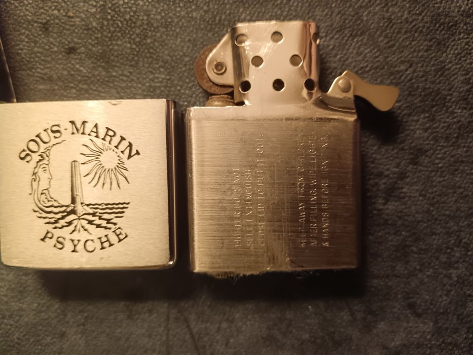 Isqueiro antigo Zippo militar - submarino Psyché
