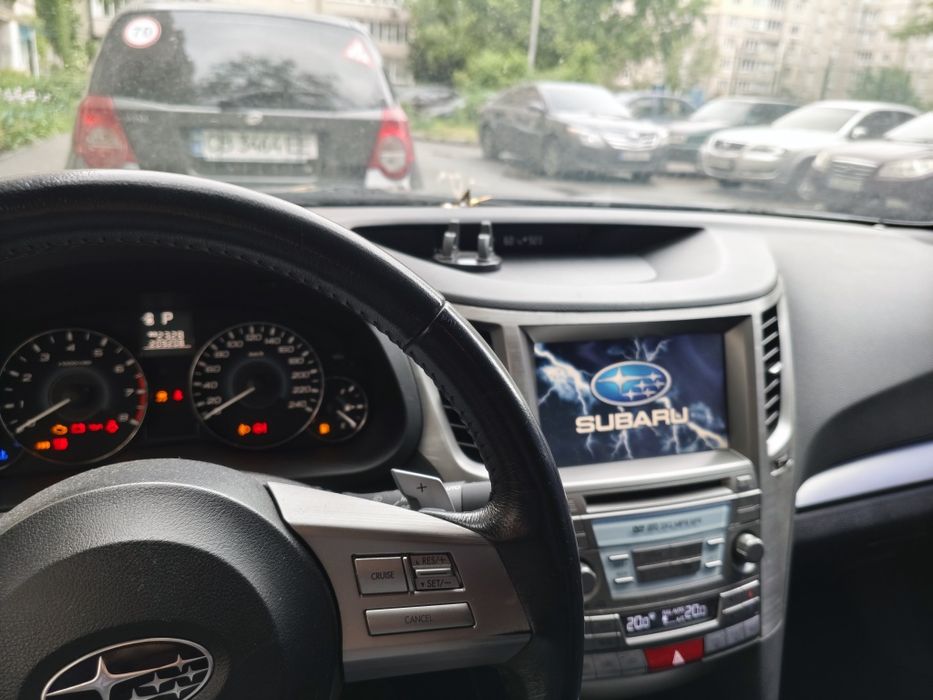 Subaru Legacy 2011