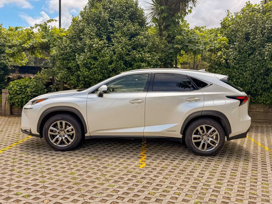 Lexus NX300h Executive | Nacional | Único Dono | Revisões Lexus | Híbrido + GPL