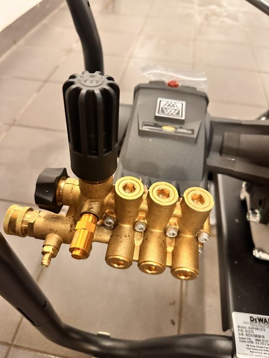 Myjka ciśnieniowa spalinowa 280 BAR - 800l/h DEWALT NOWA GWAR.