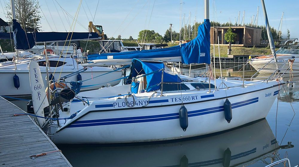 Sprzedam jacht żaglowy Tes 660RT
