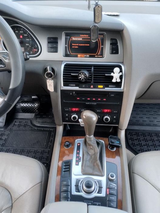 Продам AUDI Q7 в хорошому стані