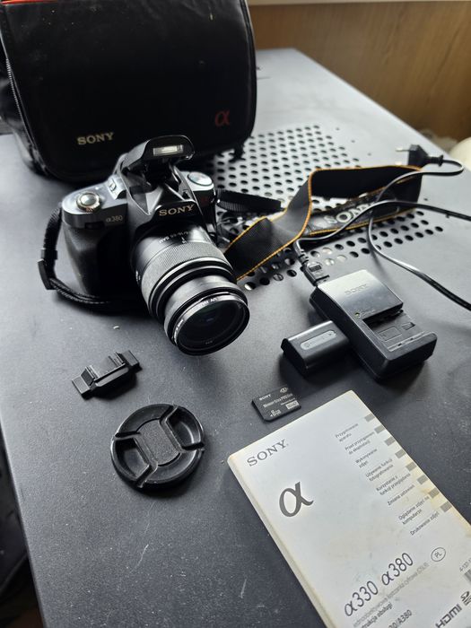 Sony Alpha DLSR-A380  obiektyw 55mm 8gb MSproDuo akumulator torba instrukcja