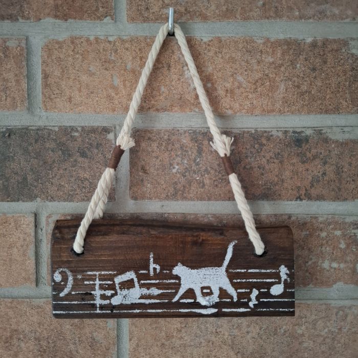 Duchy dawnej Warmii-deski ze starej stodoły