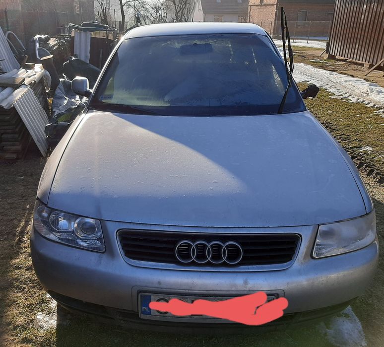 Audi a3 w całośc na czesci, uszkodzone